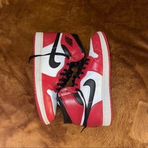 ✨ 2012 Air Jordan 1 High – White – Varsity Red – Black✨